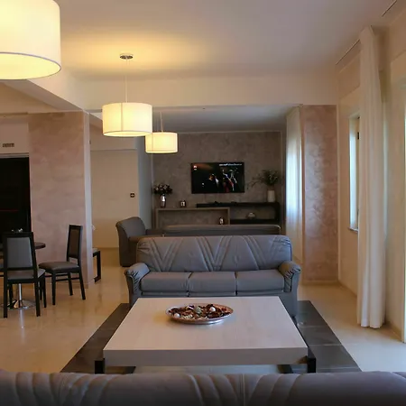 Miramare Gyh Luxury Scilla