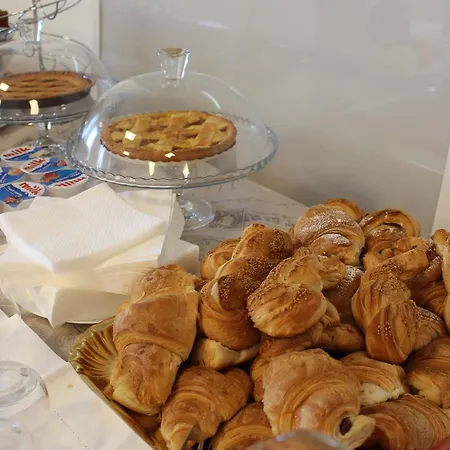 Miramare Gyh Luxury 호텔 3*