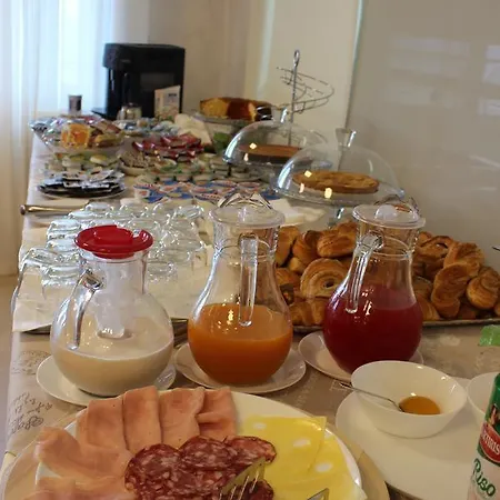 Miramare Gyh Luxury 쉴라