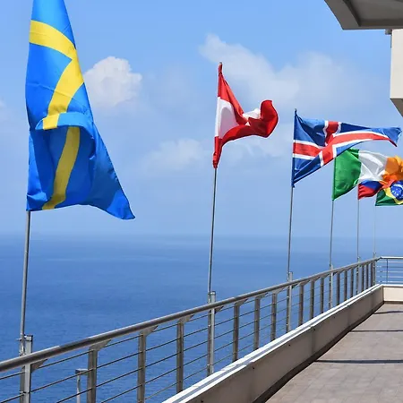 Miramare Gyh Luxury 호텔 3*