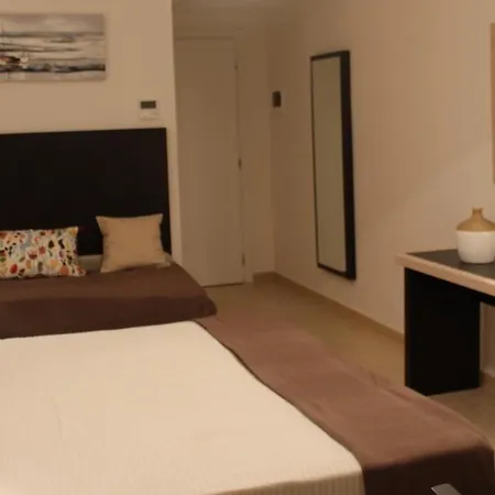 Miramare Gyh Luxury 쉴라